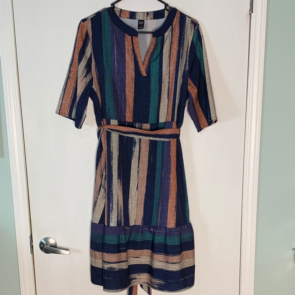 Chic Emery Rose Striped Midi Dress with Ruffled Hem Size L